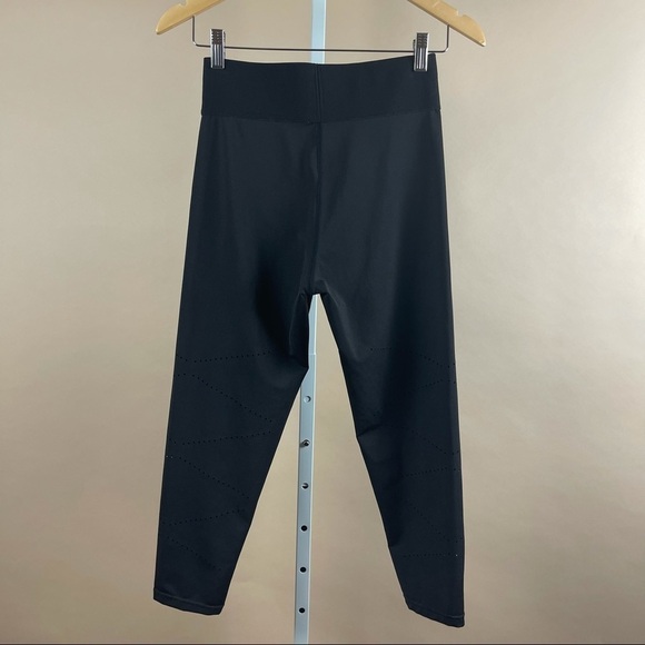 Women’s S2 Large Performance Laser Cut Out Leggings Yoga Workout Gym Black Solid - Picture 2 of 6